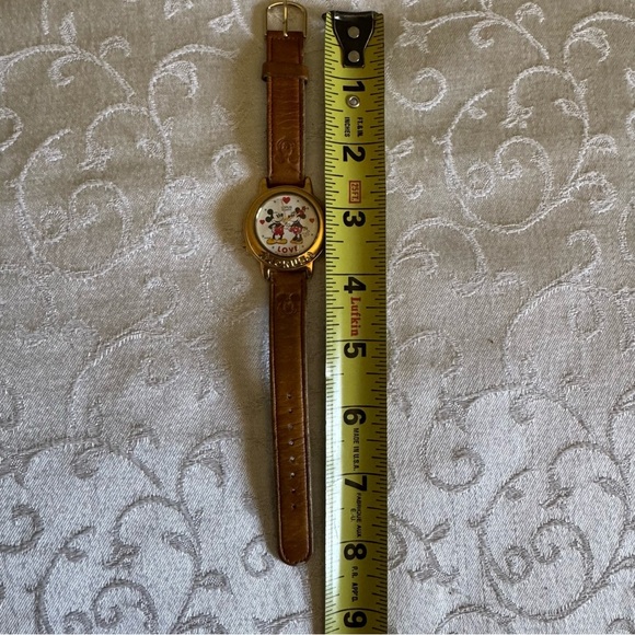 Vintage Lorus Musical Quartz Mickey & Minnie Mouse Wristwatch And Earrings - Picture 11 of 12